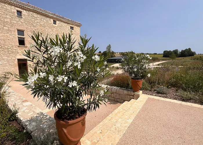 Manoir - Domaine Lassalle Saint-creac بيت ضيافة *