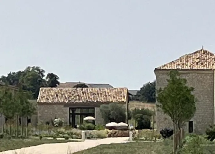 Manoir - Domaine Lassalle Saint-creac بيت ضيافة *