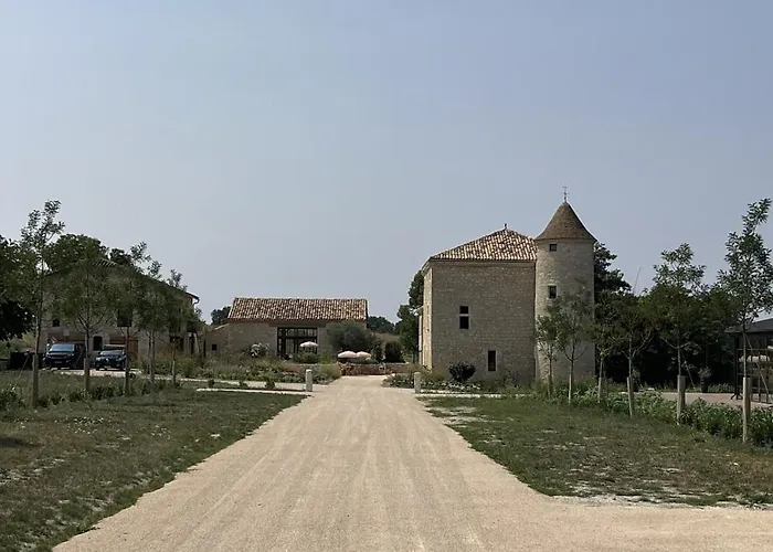 بيت ضيافة Manoir - Domaine Lassalle Saint-creac *