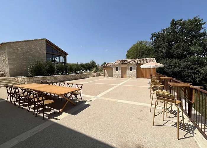 بيت ضيافة Manoir - Domaine Lassalle Saint-creac *